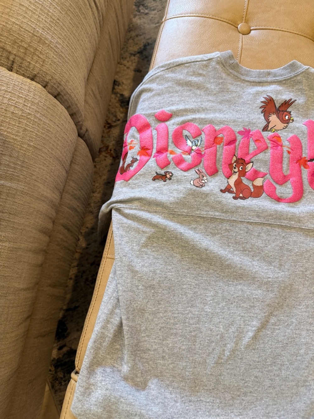 Disney Pocahontas gray long sleeve jersey size extra small - Picture 4 of 8